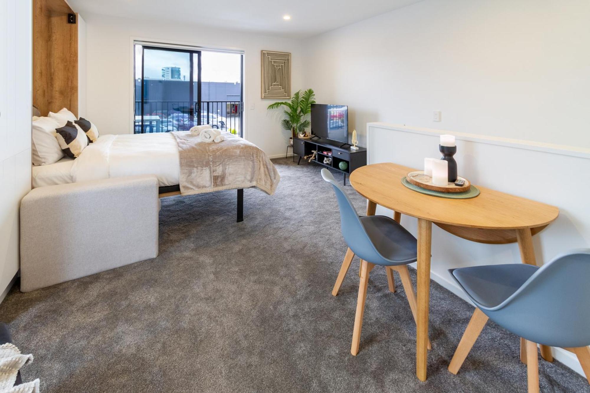 Luxurious Studio Prime Location City Centre クライストチャーチ エクステリア 写真