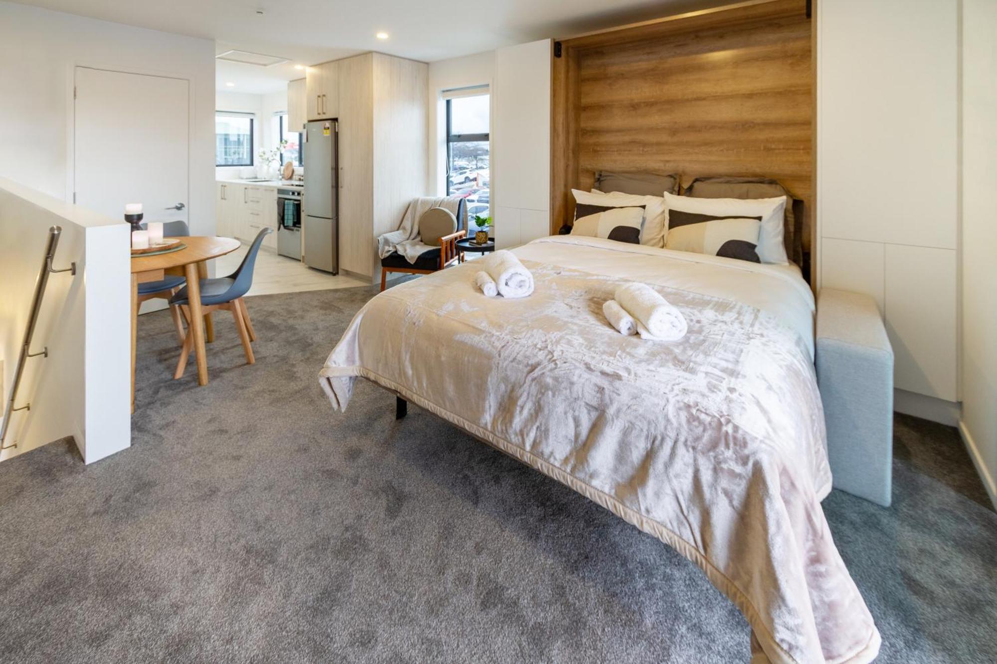 Luxurious Studio Prime Location City Centre クライストチャーチ エクステリア 写真